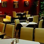 酒店 金橡树酒店 3*