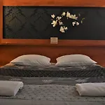 Zlote Deby 3*