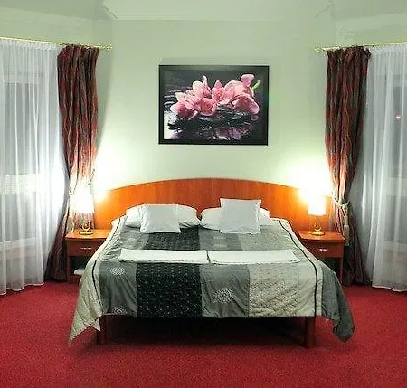 Hotel Zlote Deby Warsaw