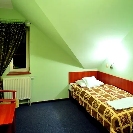 Zlote Deby Otel Varşova