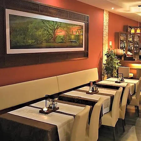 Hotel Zlote Deby
