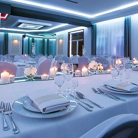 Zlote Deby Hotel