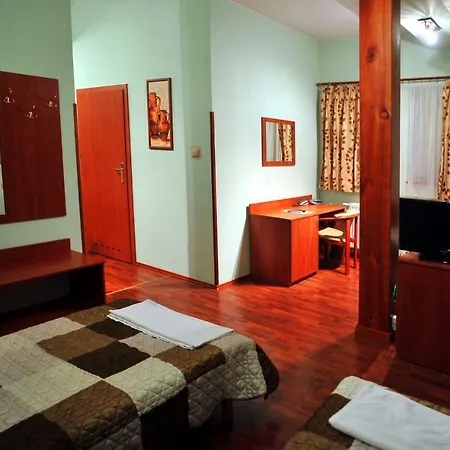 Zlote Deby 3* Varsavia