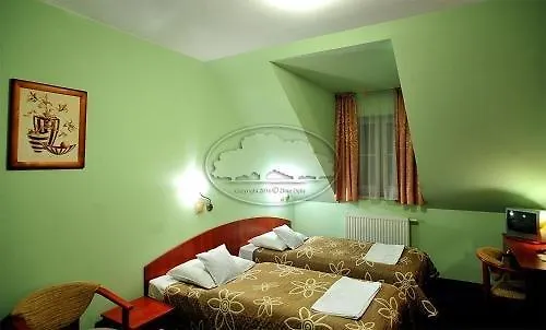 Złote Dęby Hotel Warszawa