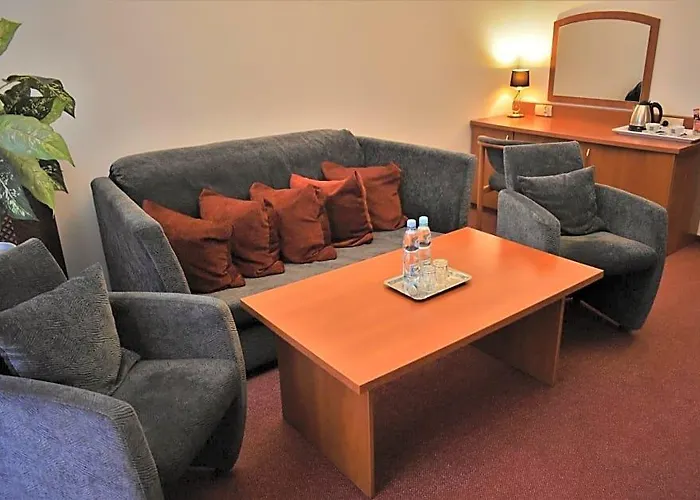 Złote Dęby Hotel Warszawa