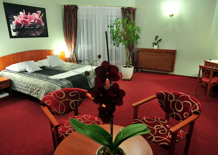 Hotel Złote Dęby 3*