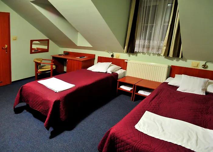 Złote Dęby Warszawa