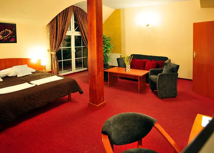 Złote Dęby Hotel 3*