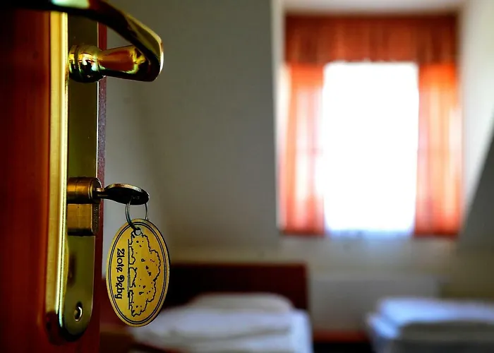 Złote Dęby Hotel 3*