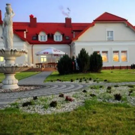 Złote Dęby Hotel